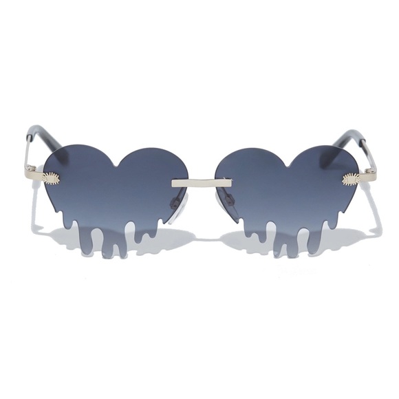 ISLYNYC glasses dripping hearts black - Picture 1 of 4